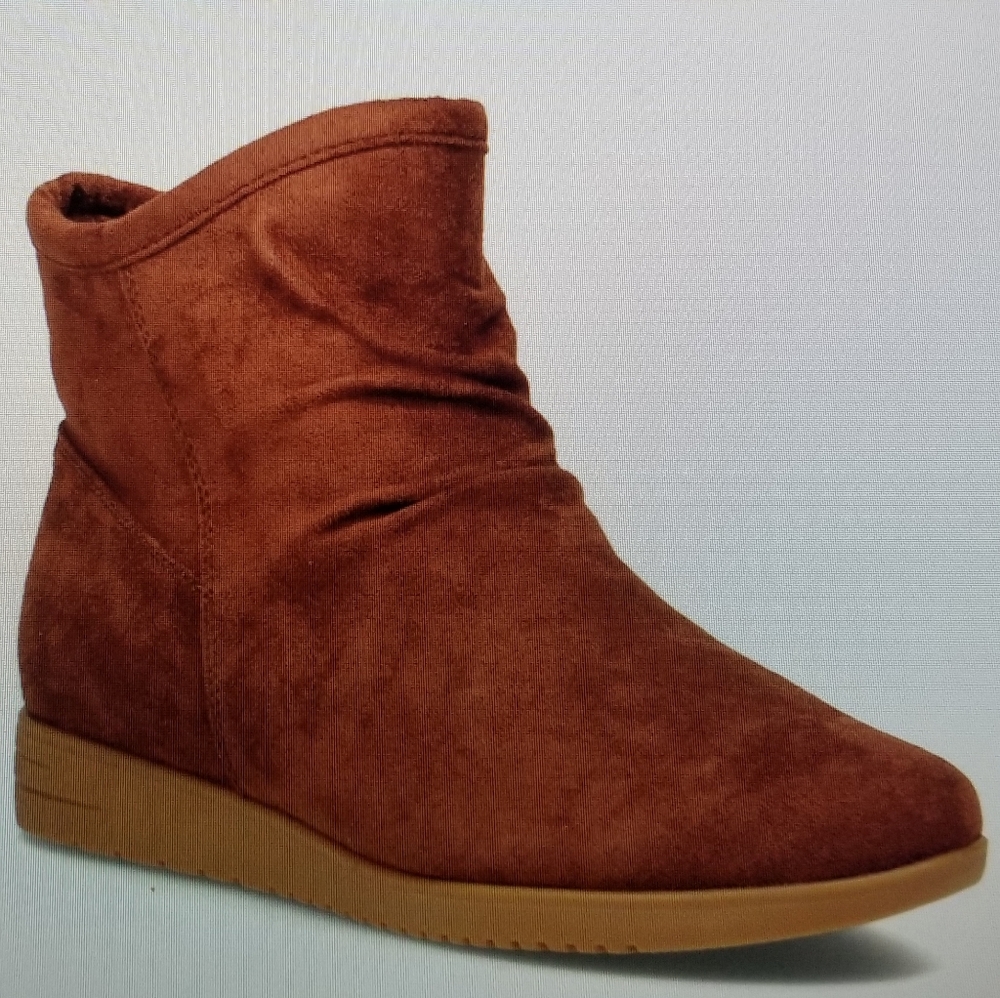 Naturalizer Soul Indie Ankle Boot, Brown, size 6.5